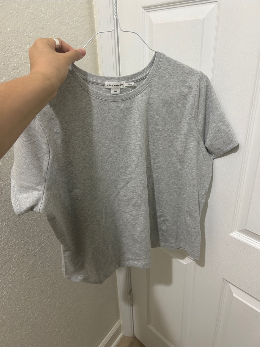 Good American Light Gray Crewneck Short Sleeve Tee nwt